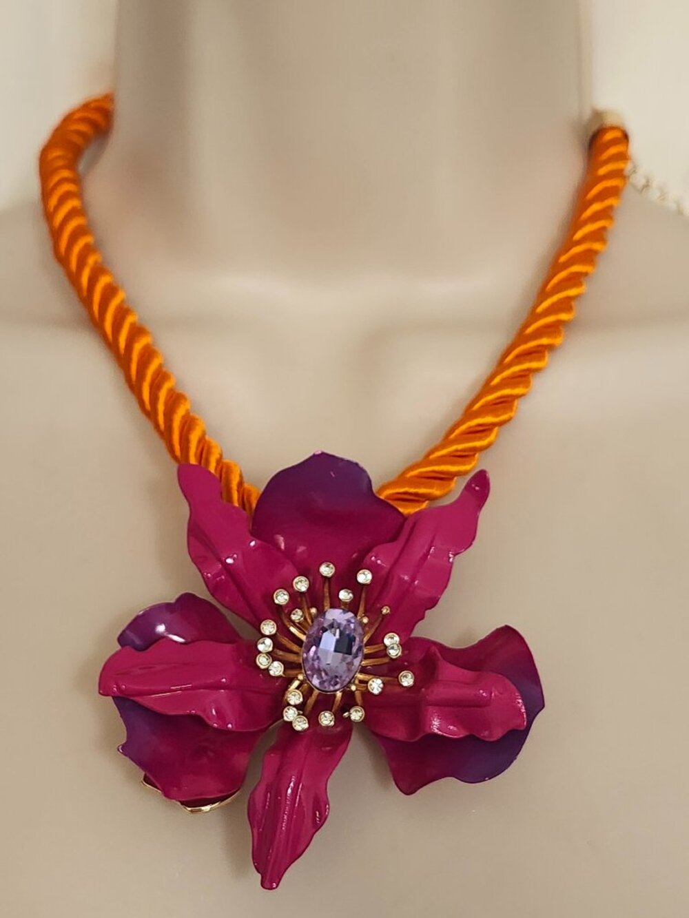 Betsey Johnson Hothouse Metal Hot Pink Bloom Orchid Pendant Rope Necklace NWT